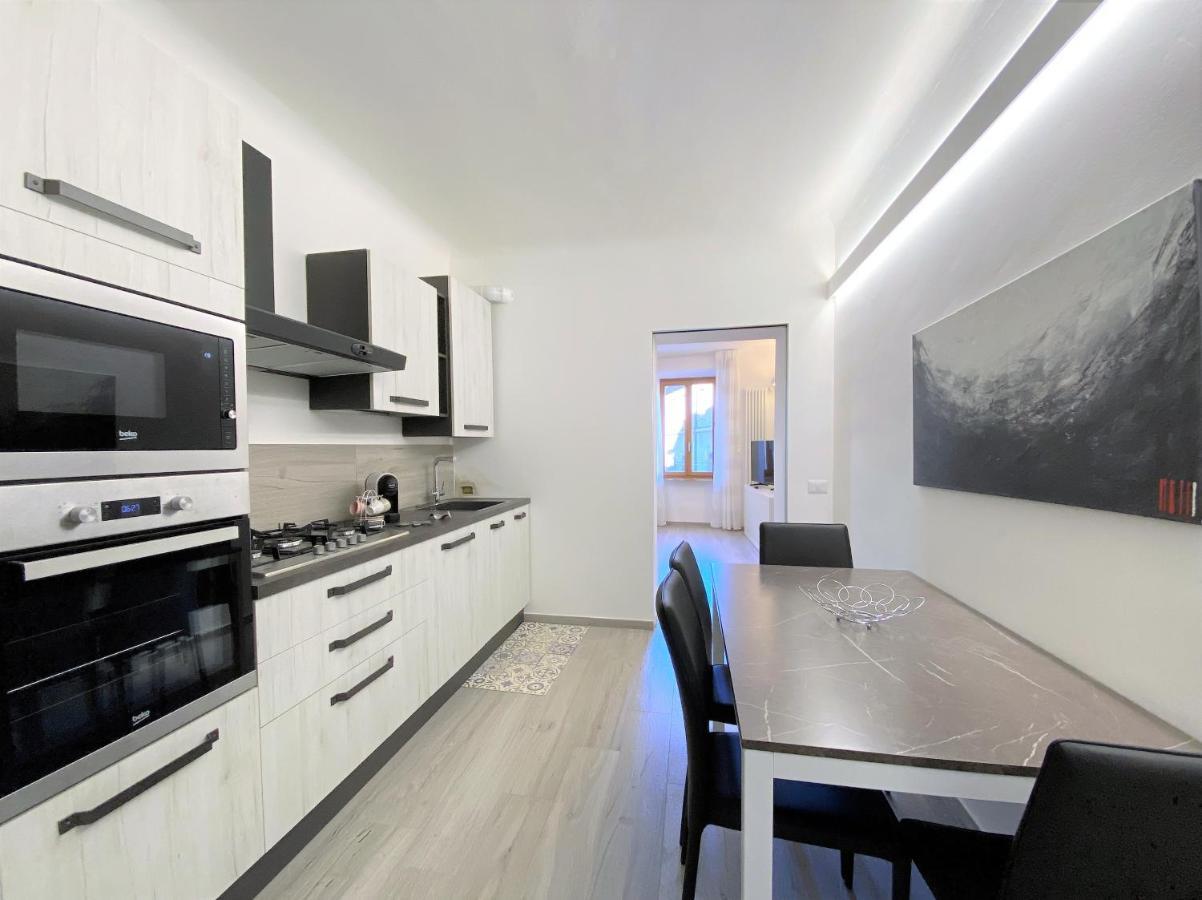 Apartamento Casa Stella- A Due Passi Dal Corso Di Siena Exterior foto