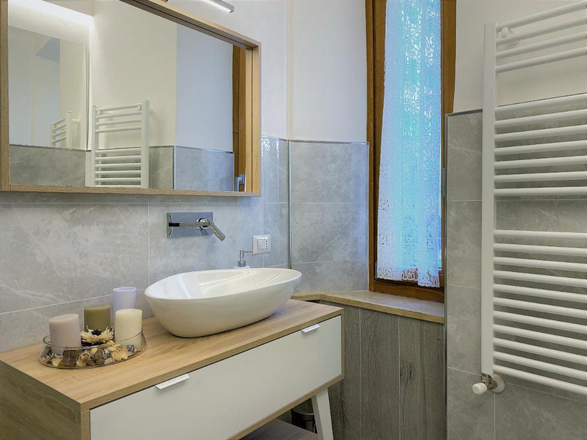 Apartamento Casa Stella- A Due Passi Dal Corso Di Siena Exterior foto